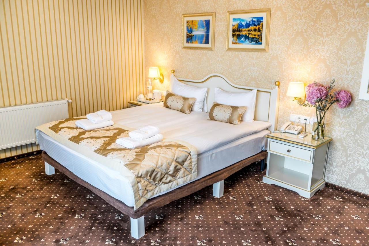 Fenix Town Hotel Vinnytsia Luaran gambar