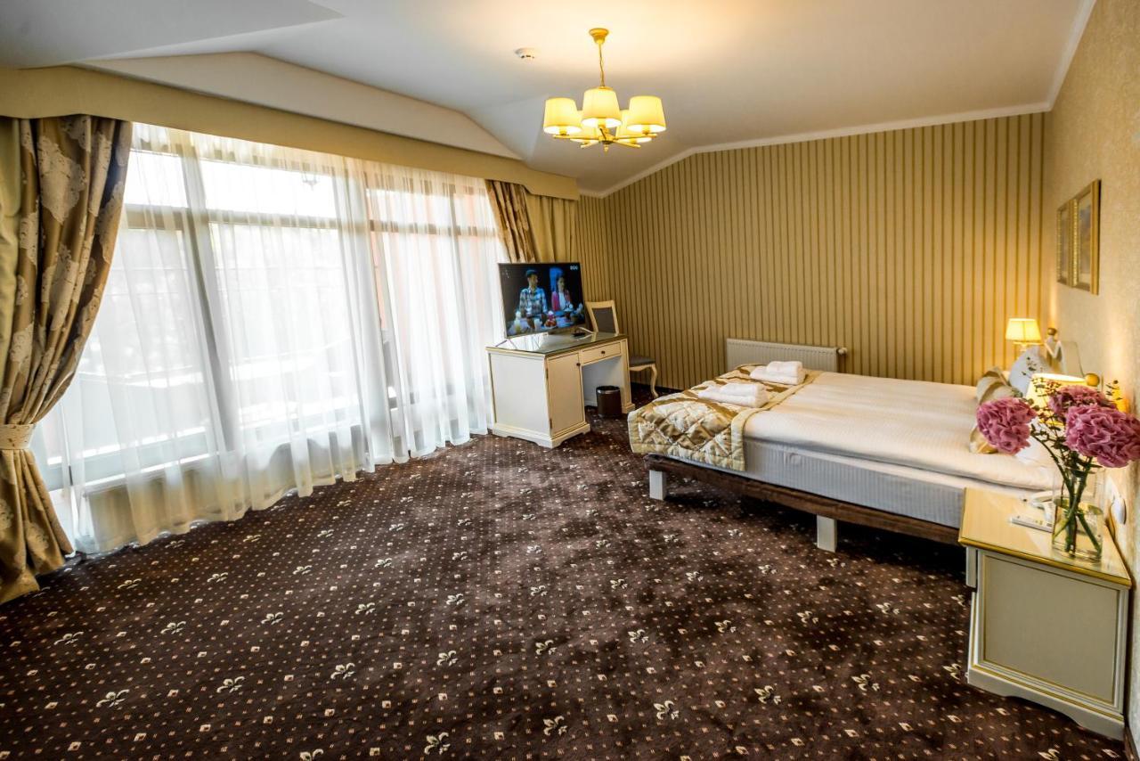 Fenix Town Hotel Vinnytsia Luaran gambar