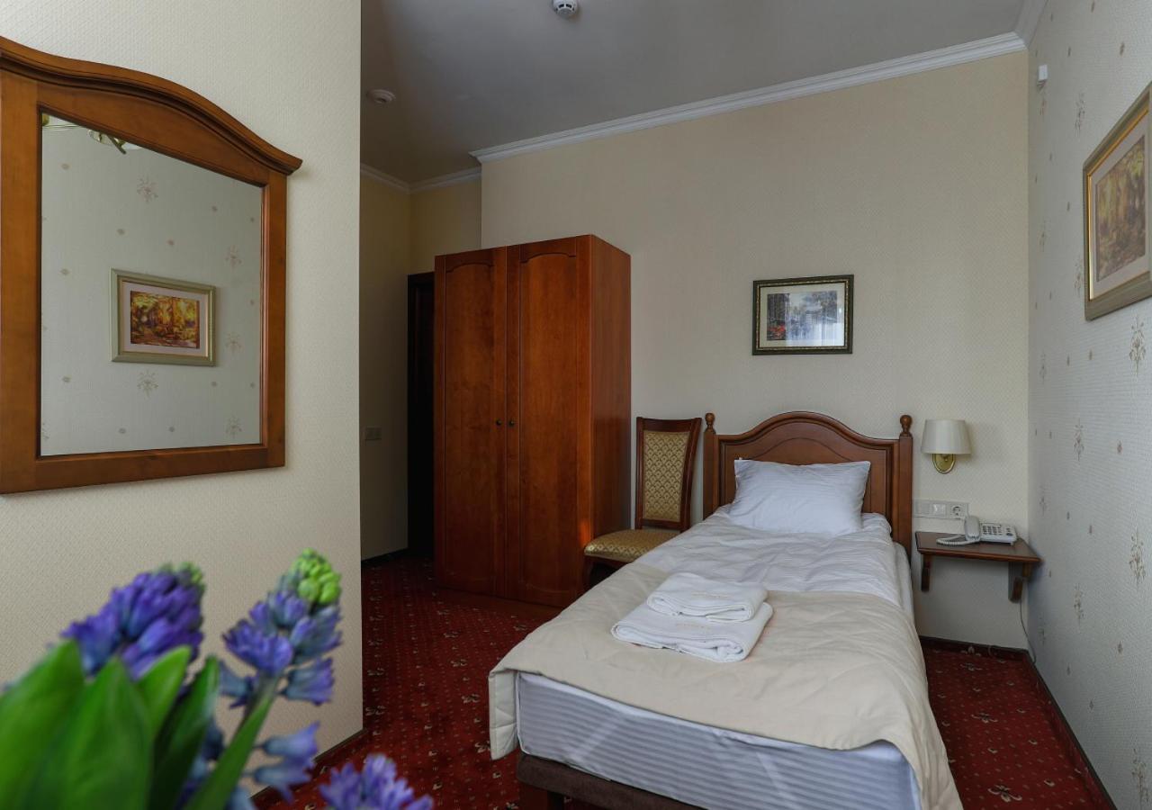 Fenix Town Hotel Vinnytsia Luaran gambar