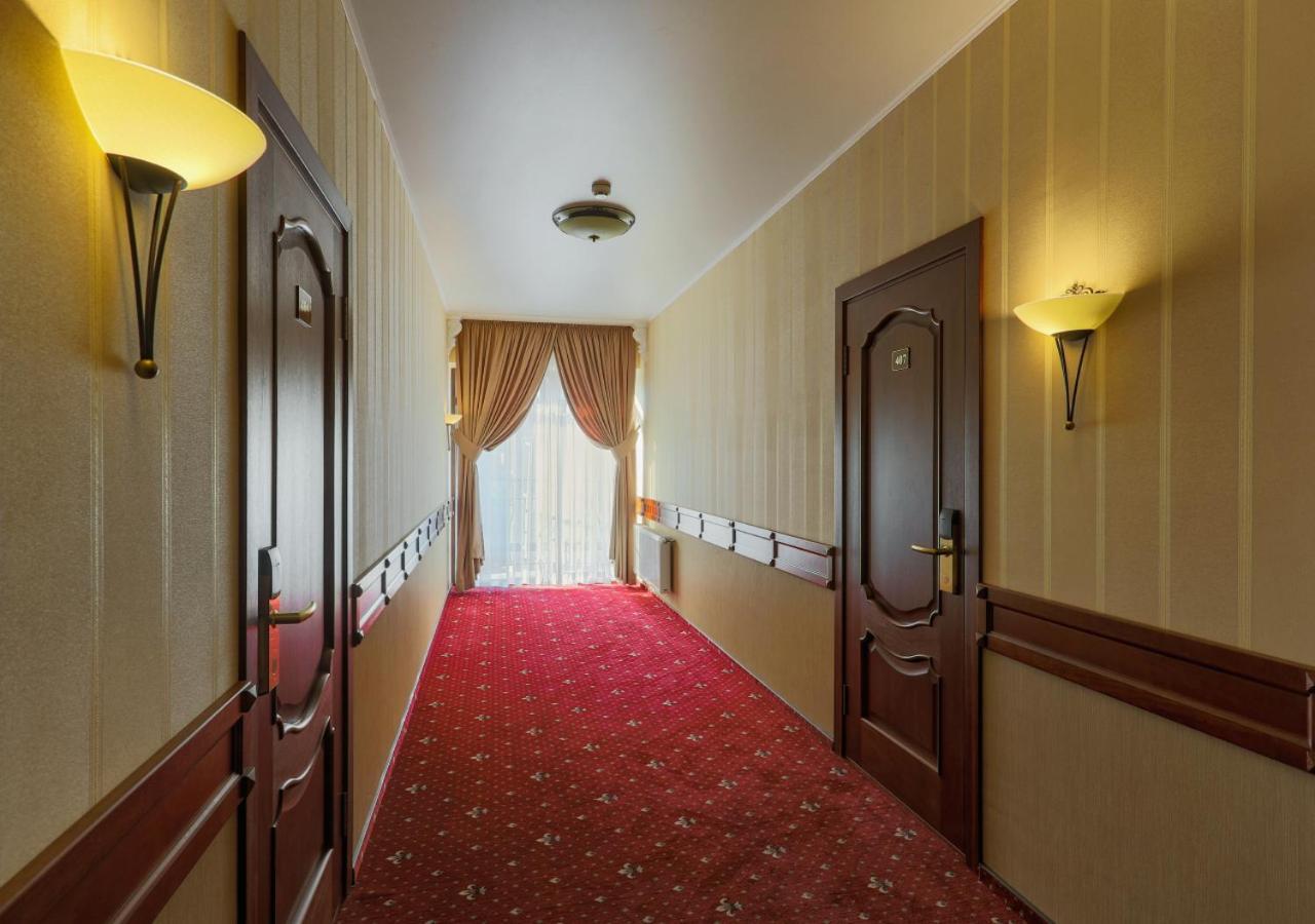 Fenix Town Hotel Vinnytsia Luaran gambar