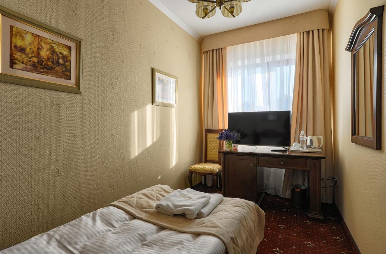 Fenix Town Hotel Vinnytsia Luaran gambar
